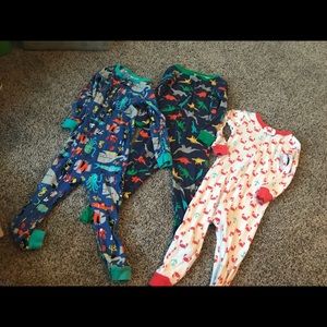 Carter’s 24m baby boy sleepers